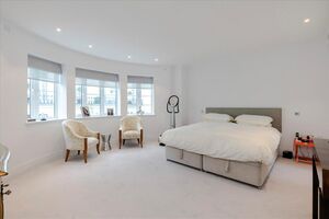 50634 HPE170105 IMG 07 0000.jpeg