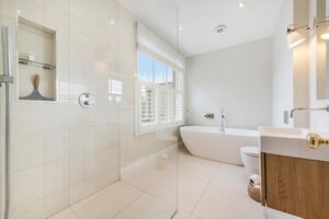 67880 FLH012132689 IMG 28 0000.jpeg