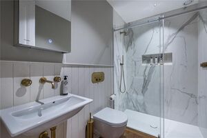 37916 ISL200685 IMG 48 0000.jpeg