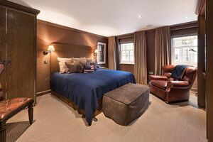 233942 AWY200002 IMG 08 0000.jpeg