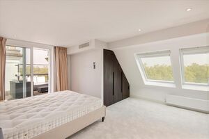 65827 SLA012229335 IMG 03 0001.jpeg