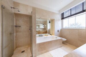 79209 RX169960 IMG 10 0000.jpeg