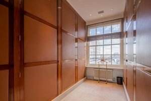 63077 MRY012098907 IMG 10 0000.jpeg