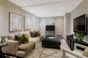 25602 KNH210203 IMG 06 0000.jpeg