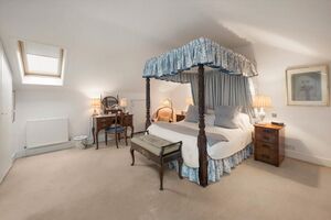 65809 KEN012221833 IMG 08 0000.jpeg