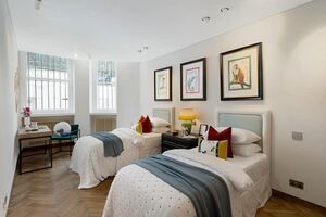 44264 SLN210202 IMG 17 0000.jpeg