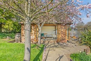 237575 LTR422 IMG 06 0000.jpeg