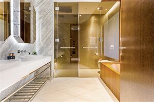 48919 DOS180137 IMG 05 0001.jpeg