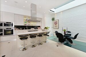 183887 vBEH180084 IMG 03 0001.jpeg