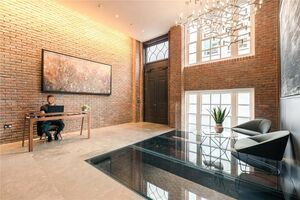 49602 MAS200021 IMG 00 0000.jpeg