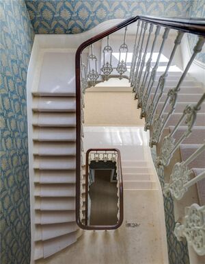 204992 RUS150207 IMG 03 0000.jpeg