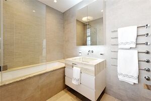 37922 KEN180242 IMG 13 0000.jpeg