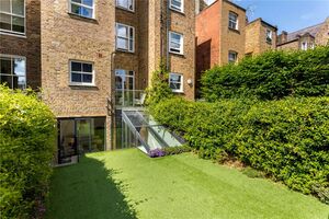 37922 KEN180062 IMG 18 0000.jpeg