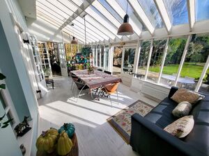 81714 W-02O6FN IMG 12 0000.jpeg