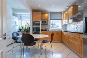 84235 RGS220102 IMG 16 0000.jpeg