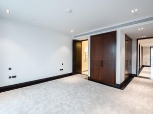 82091 CS 322 IMG 05 0000.jpeg