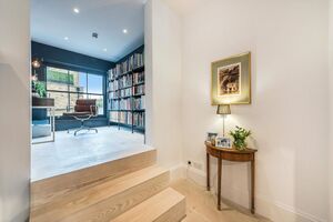 67880 FLH012132689 IMG 12 0001.jpeg