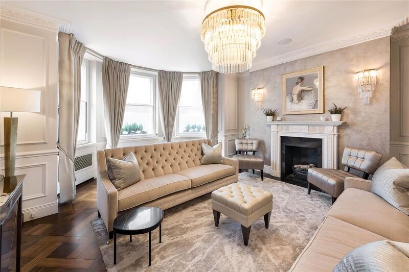 File:62080 LON200428 IMG 01 0000.jpeg