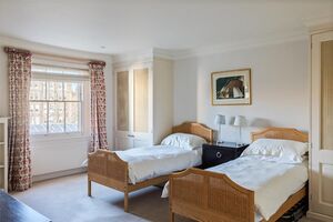 46451 RUS220021 IMG 11 0000.jpeg