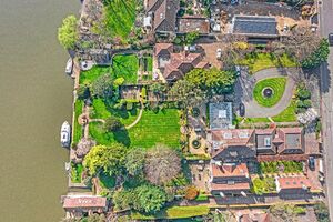 237575 LTR422 IMG 32 0000.jpeg