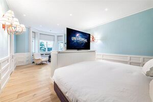 77695 PIM220100 IMG 09 0000.jpeg