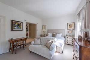 44264 SLN220056 IMG 23 0000.jpeg