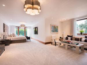 79209 RX159987 IMG 06 0000.jpeg