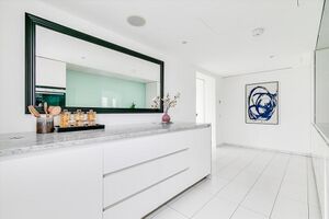 87310 BAT012175420 IMG 40 0000.jpeg