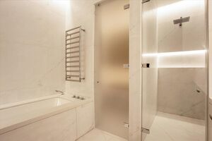 63077 MRY012206963 IMG 19 0000.jpeg