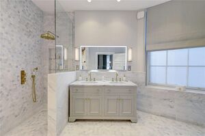 48934 KEH220129 IMG 06 0000.jpeg