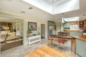 72698 COO210024 IMG 05 0000.jpeg