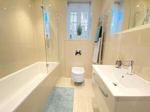 240545 LND LNG LFSYCL 588 774134434 IMG 05 0000.jpeg