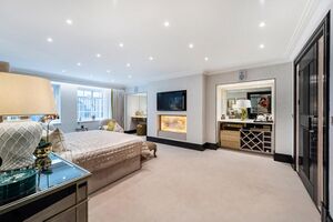 79209 RX151078 IMG 03 0000.jpeg