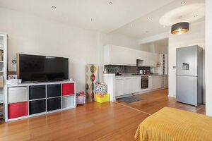 44370 LRS1001AD6 IMG 10 0004.jpeg