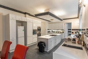 215642 RX180598 IMG 10 0000.jpeg