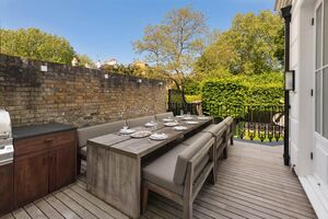 44264 LCD190123 IMG 04 0000.jpeg