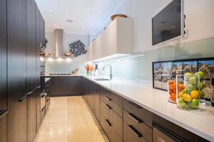 78202 STS210055 IMG 03 0001.jpeg