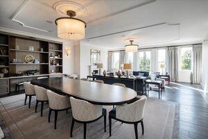 65830 SJW012162940 IMG 05 0000.jpeg