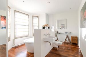 65830 SJW180081 IMG 19 0000.jpeg