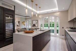 65830 SJW170035 IMG 03 0000.jpeg