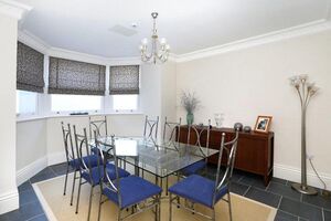 72698 WIM220060 IMG 06 0000.jpeg