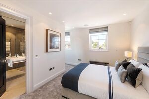 44264 SLN150045 IMG 10 0000.jpeg