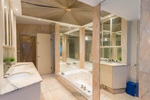 215642 RX180598 IMG 16 0000.jpeg