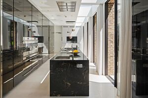 65830 SJW012138113 IMG 07 0000.jpeg