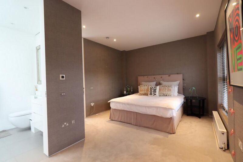 File:2521 VANTA 001073 IMG 14 0000.jpeg