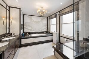 62080 LON200428 IMG 15 0000.jpeg