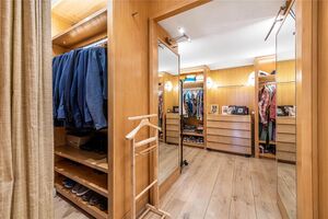 77695 PIM220100 IMG 10 0000.jpeg