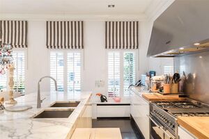 46451 RUS200013 IMG 04 0000.jpeg