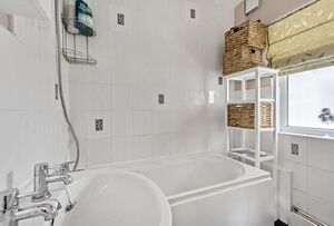 4566 APC202448 IMG 08 0000.jpeg