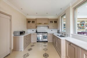 65806 HAM012264999 IMG 06 0000.jpeg